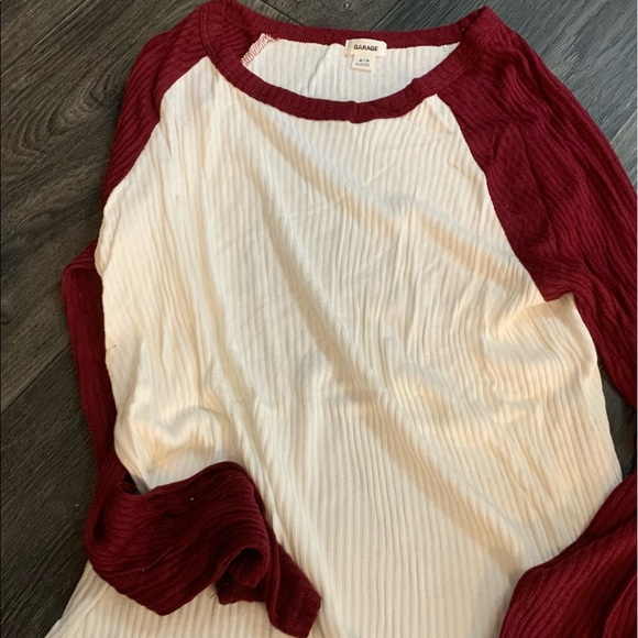 two long sleeves - Picture 3 of 4